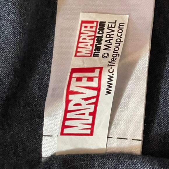 Old Navy Collectabilitees Marvel Captain America Tee Size XL - Picture 6 of 8